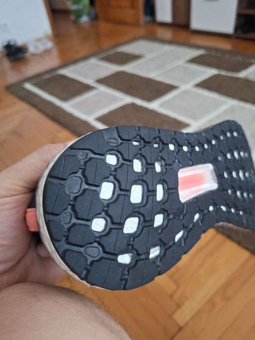 Adidas Ultraboost PB
Pantofi Ultraboost PB
Pantofi Ultraboost PB