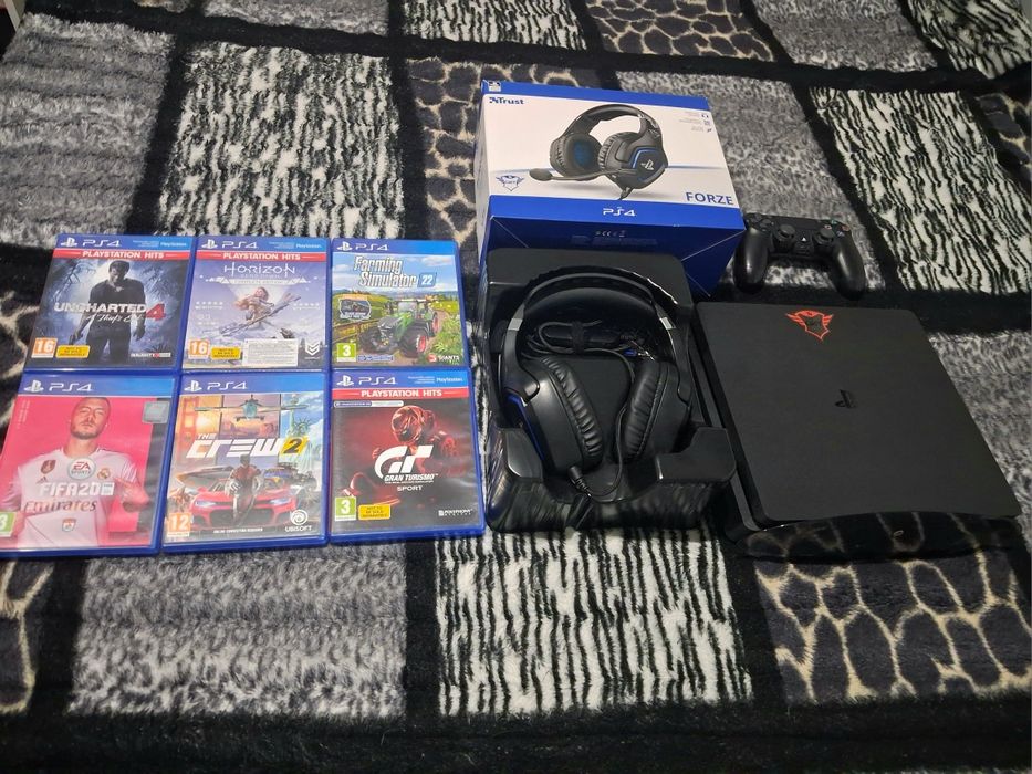 Playstation 4 Slim 1TB