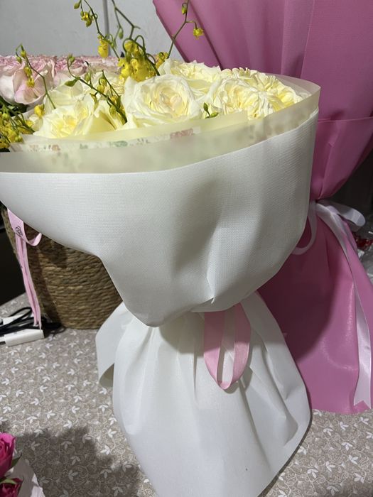 Продам цветы от 5000 до 8000