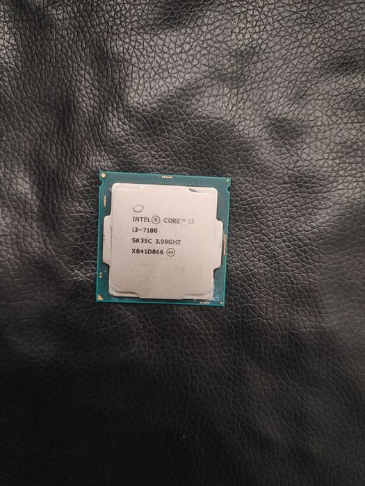 Процессор i3 7100 / LGA 1151