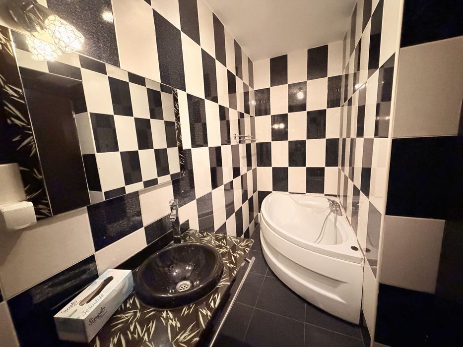 Propietar Vand apartament 3 camere Valea Lupului