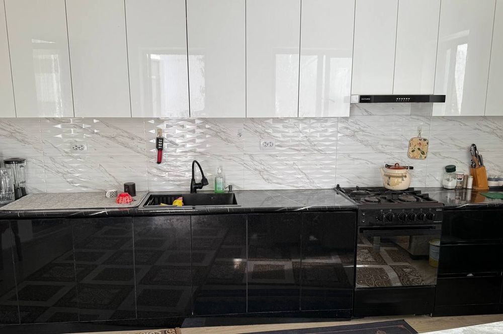 Белый дом в центре города