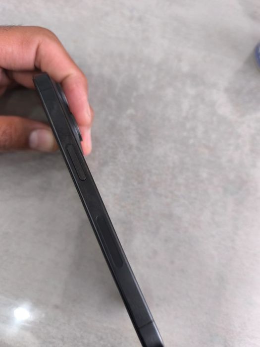 Продам iphone 15 pro 256gb