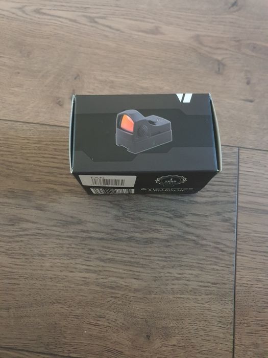 Red dot victoptics