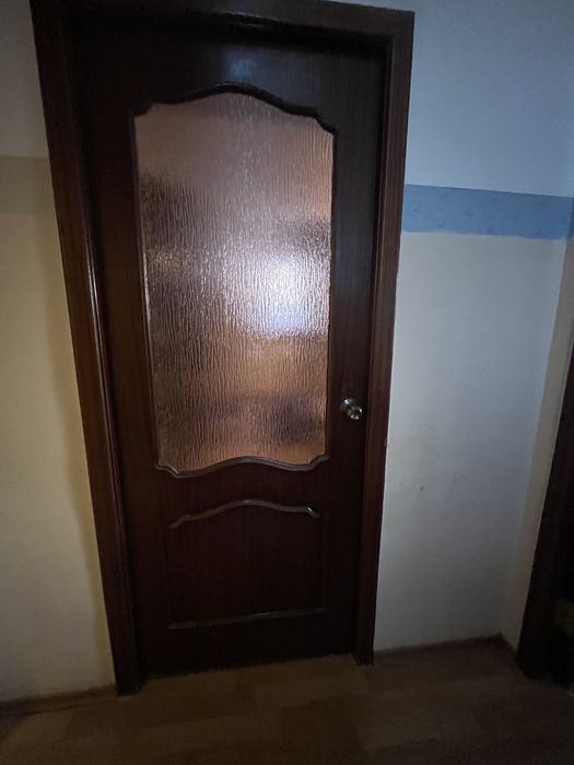 Есік сатылады б/у 5 дана