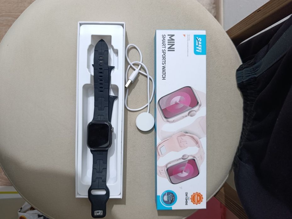 Продам часы mini smart sport watch