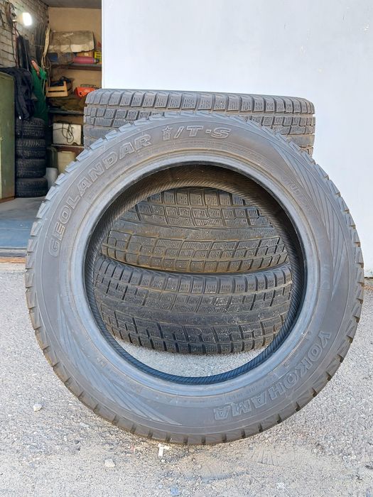 ПРОДАМ резину на Кадилак