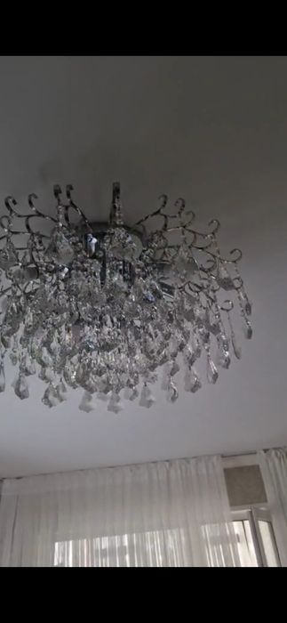 Продам хрустальную люстру и бра 2 шт