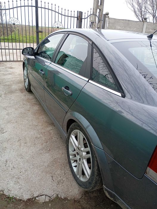 Vând urgent Opel Vectra c gts