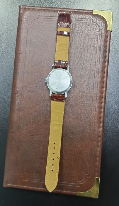 Винтажные наручные часы «Победа», произведённые в СССР.