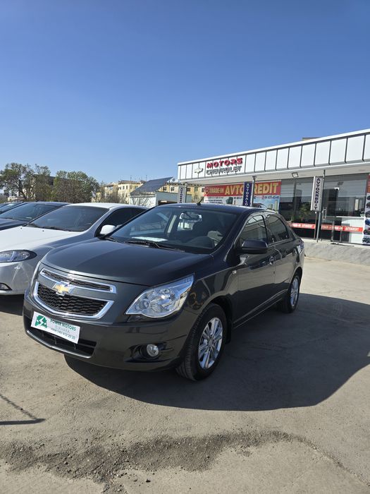 Кобальт ат сотилади