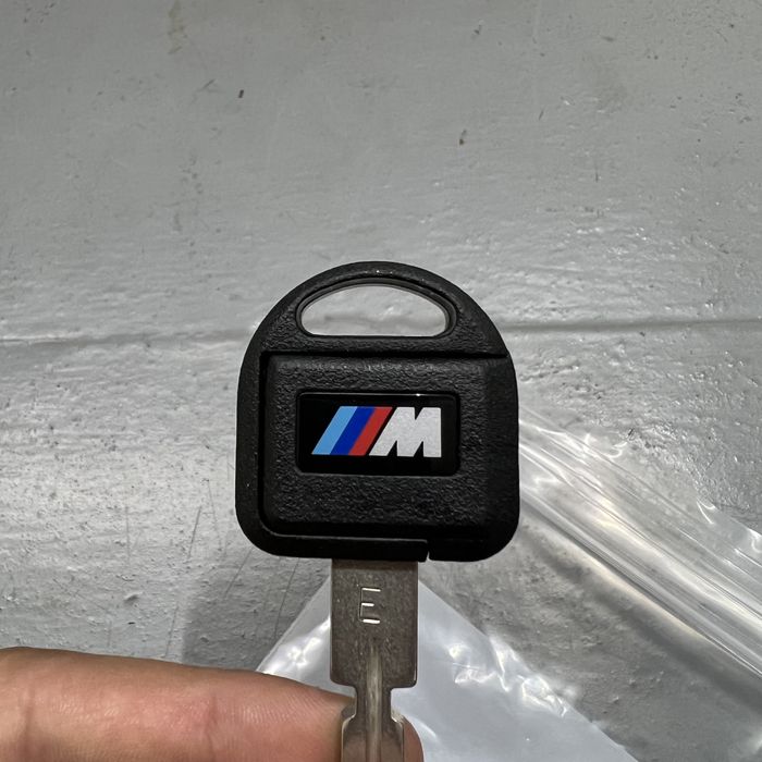 Новые ориг ключи bmw m5 e34 бмв м5 е34
