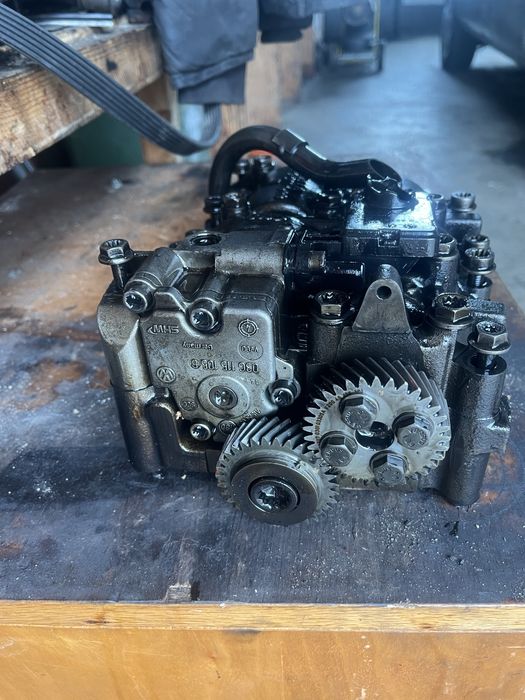 Pompa ulei audi a4 b7 bpw