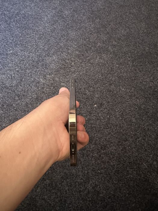 Iphone 12 pro juda arzom