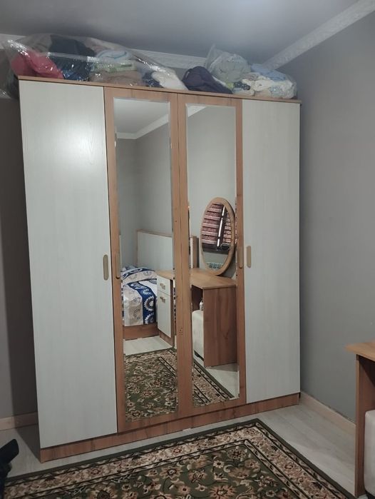 Спальный гарнитур