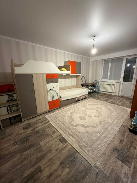 Продам 2х комн кв Батыс