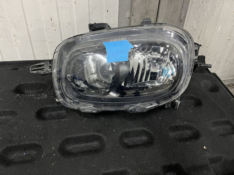 Фар Citroen C3 2017 ляв и десен