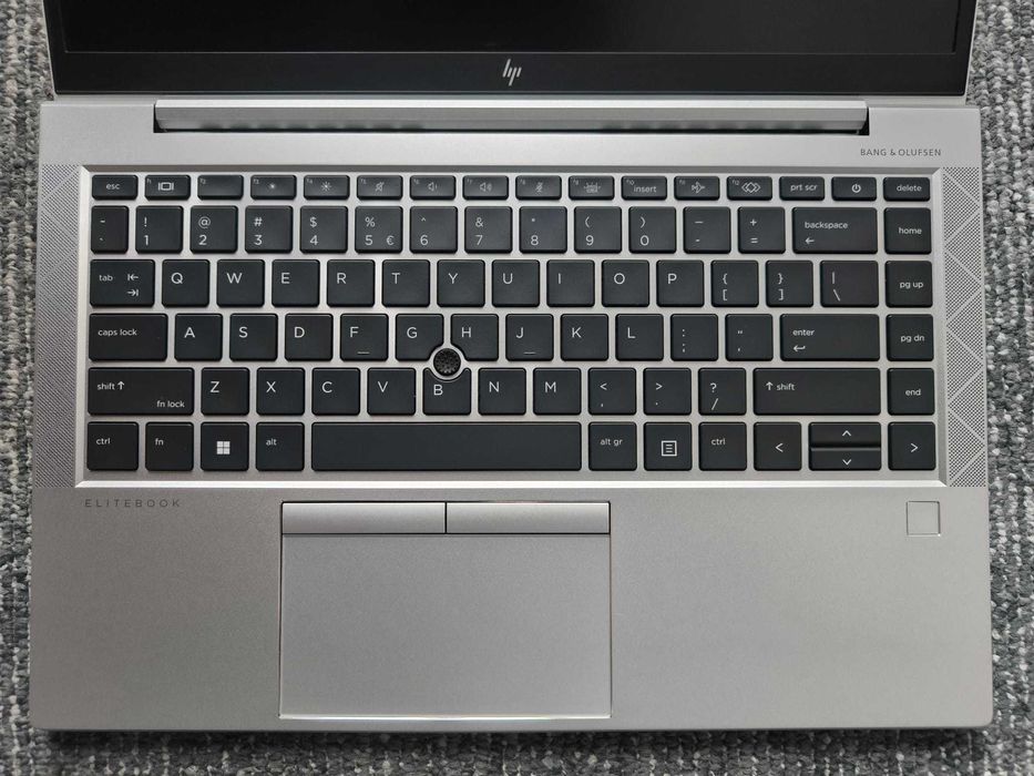laptop HP EliteBook 845 G8 utilizat