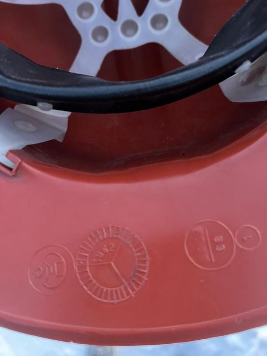 каска шахтерская старого образца