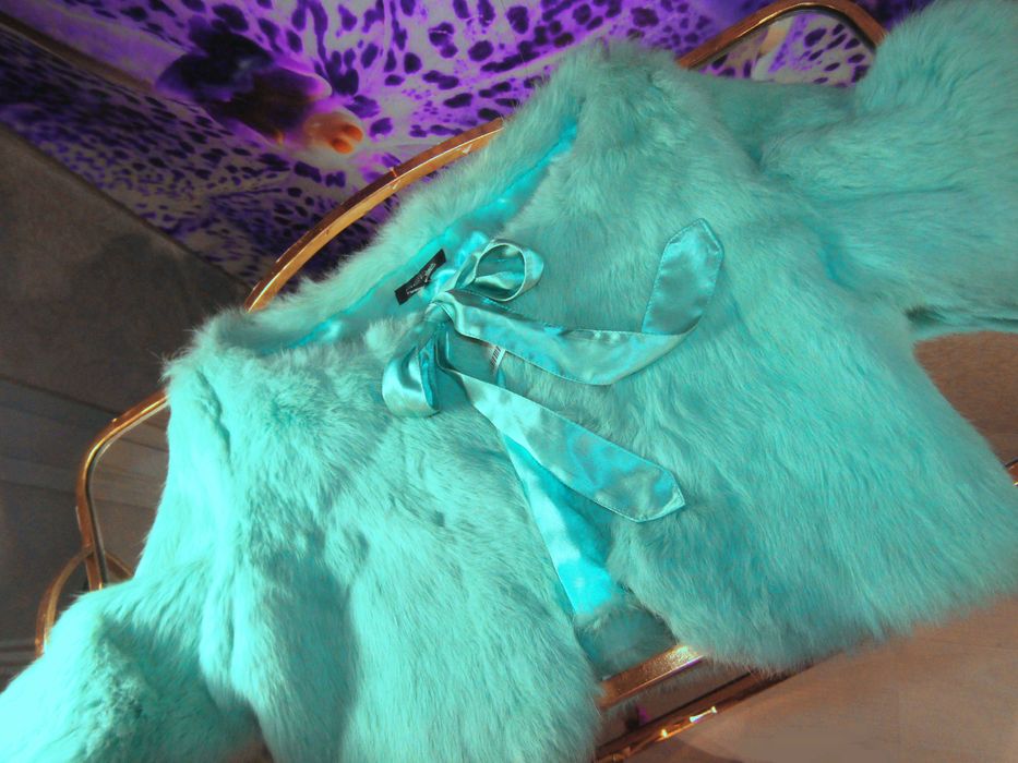 Пухкаво Яке От Естествена Заешка Кожа - Бранд Bebe