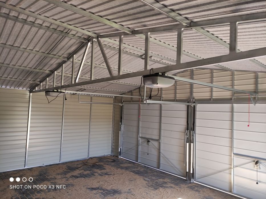 Garaj pe structura metalica 3.5 x 6.5m