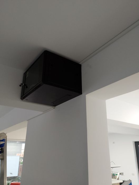 Camere supraveghere montaj