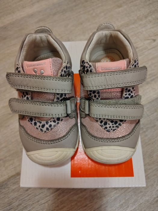 Обувки за прохождане Biomechanics