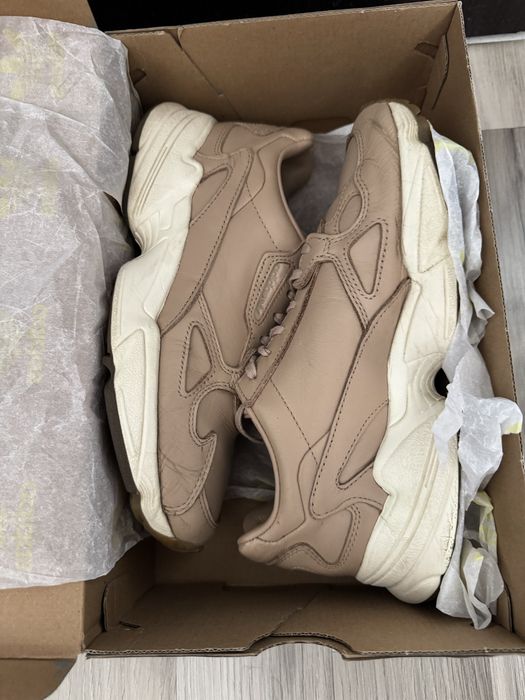 Adidasi Adidas, marimea 38 2/3