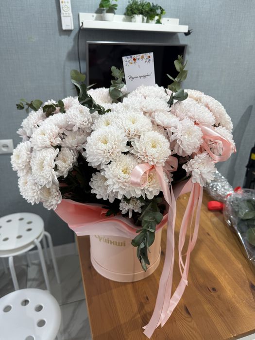 Свежий букет хризантем