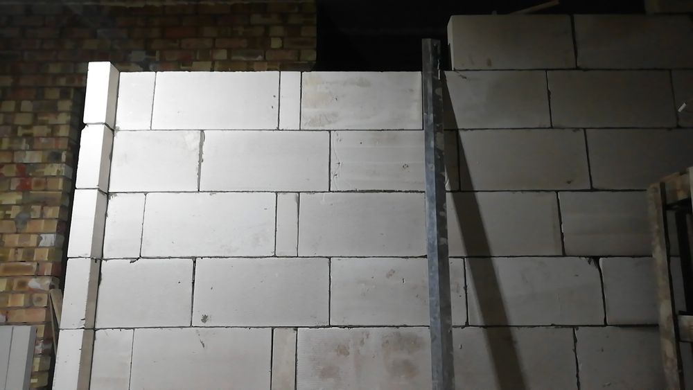 Услуги каминщика  перегородка кладка