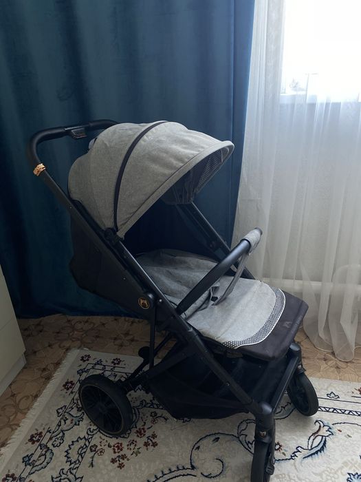 Коляска прогулычный