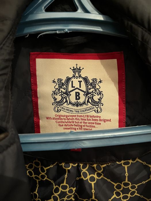 Утепленный тренч с поясом