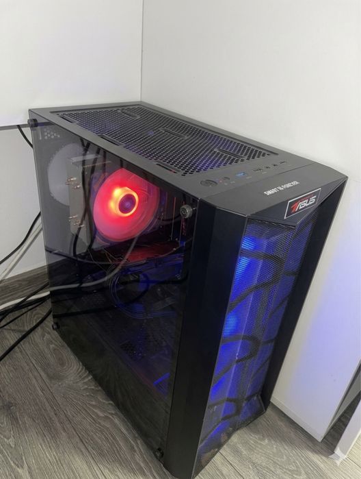PC GAMING CUSTOM in stare foarte buna