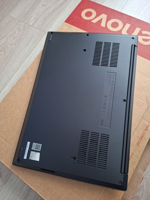 Thinkpad P16v Gen 3, Ultra 7, 32Gb, RTX Pro 2000, 1Tb SSD
