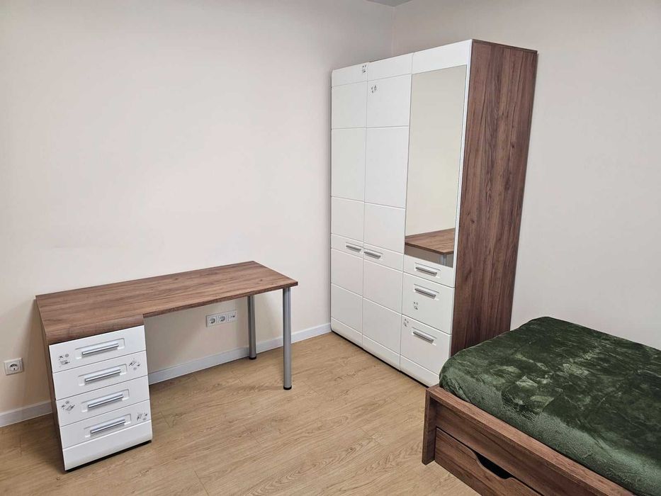 Дава се под наем Тристаен апартамент в София, Малинова долина - 80 кв.м за 714 € - Снимка #2