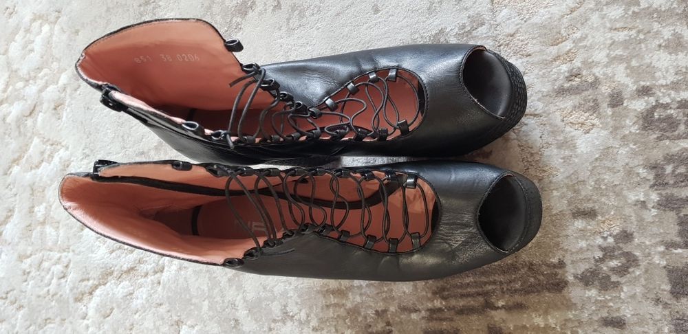 Боти-сандал, естествена кожа