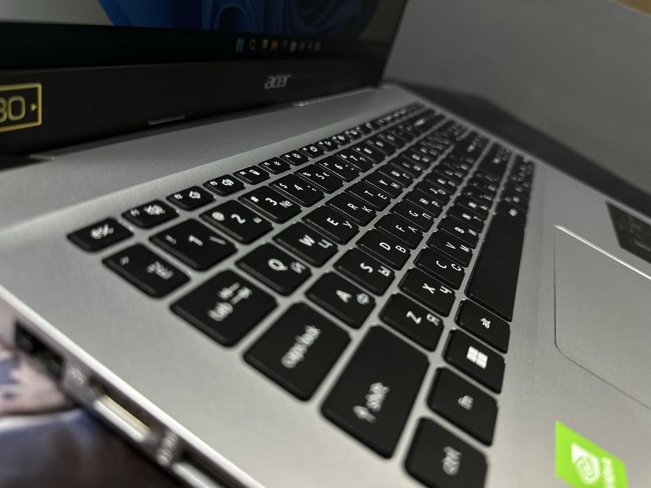 Мощный офисный ноутбук Acer Aspire i5-1235U MX550