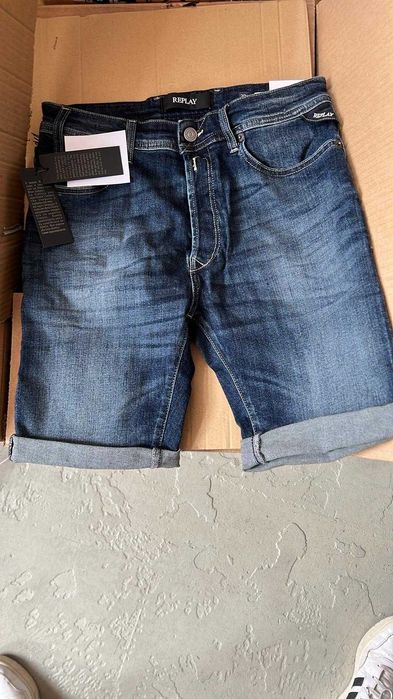 Предлагам дънки,марка "Replay"