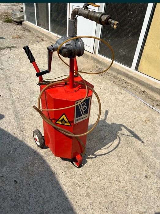 Съд за механично пневматично и електронно точене на масла горива течно