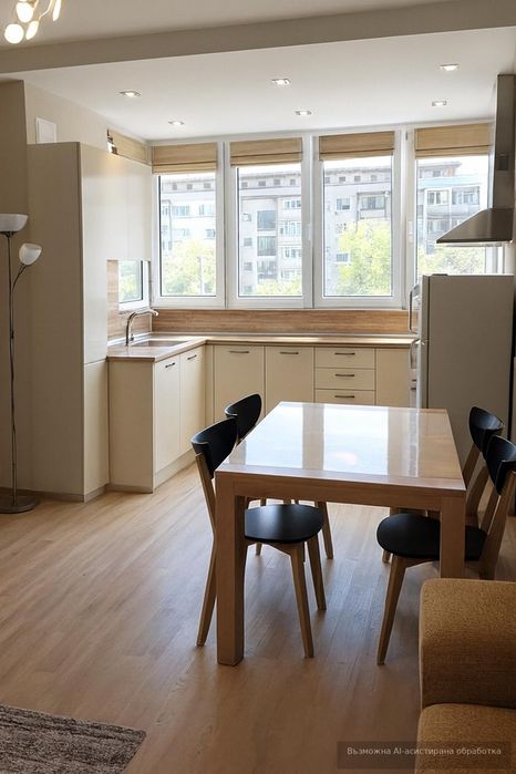 Дава се под наем Тристаен апартамент в Пловдив, Център - 70 кв.м за 598.23 € - Снимка #2