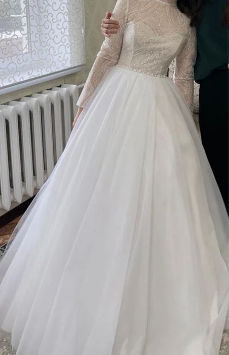 Свадебное платье