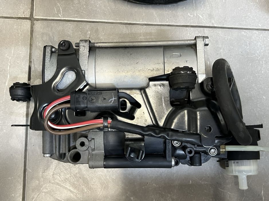 Airmatic Компресор за Мерцедес WABCO