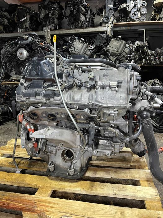 Двигатель Toyota 2UR-FSE V8 5.0