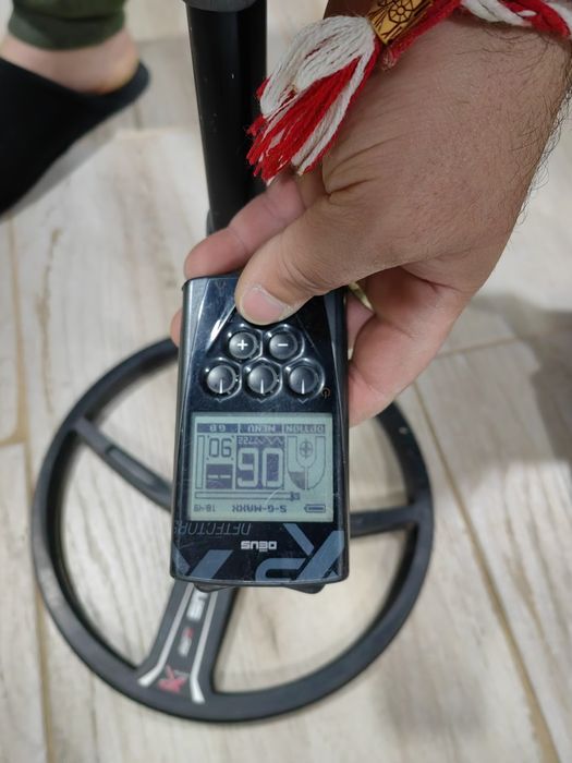 Метал детектор Метало Търсач XP Deys 1