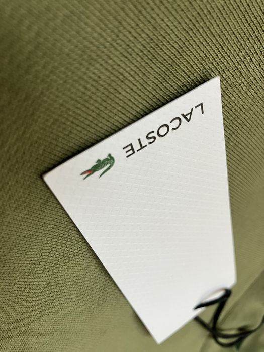 Намалена LACOSTE мъжка блуза Нова М размер