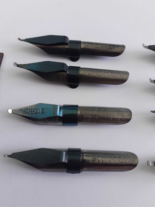 Комплект от 9 писци от Берлин Грмания