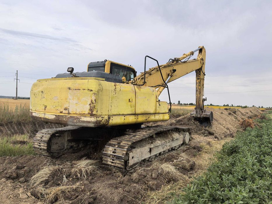 Excavator KOMATSU PC 240 LCD-8