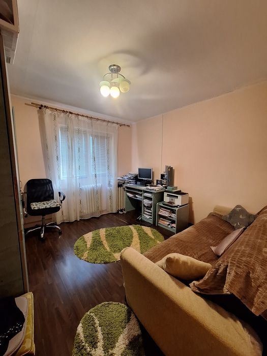 Apartament 2 camere - sos. București,  Patibar