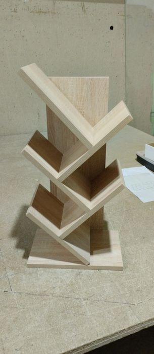 Стеллаж для книг