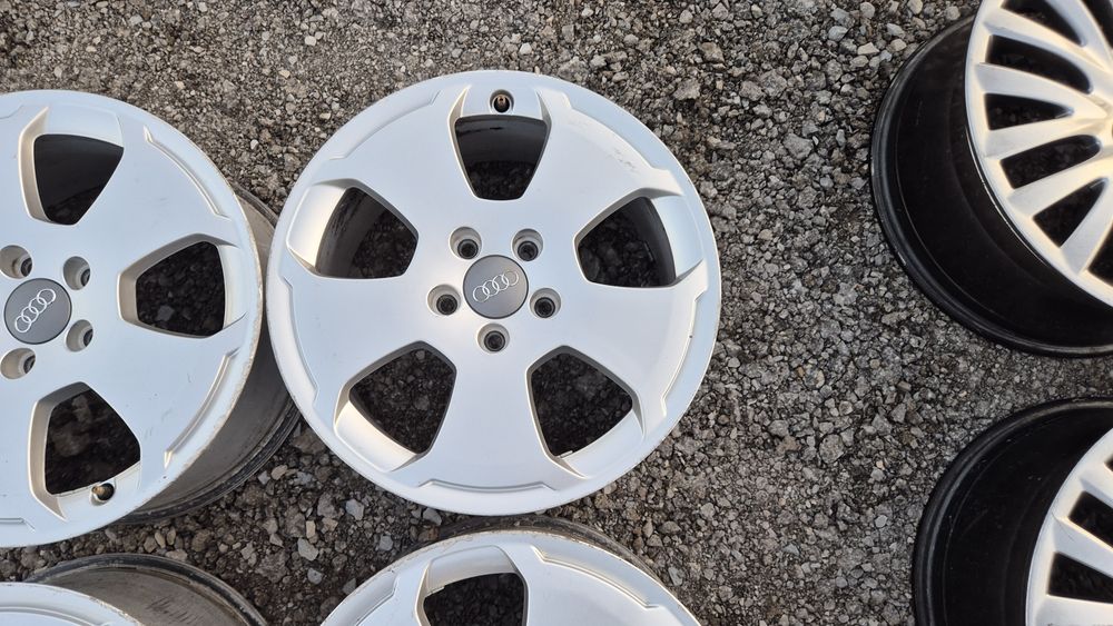 Оригинални джанти Ауди 5/112 Audi A3 5x112

Употребявани, Шумен